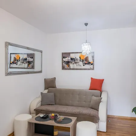 Apartment Makilen *